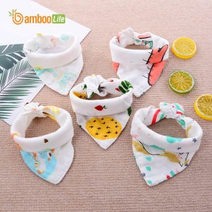 Khăn yếm tam giác Bamboo Life mềm mại, dễ thương.