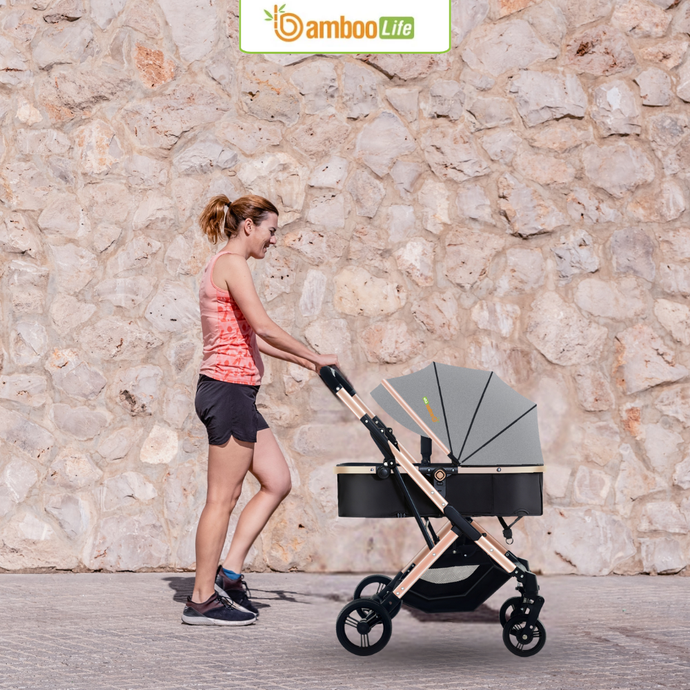 Bánh xe linh hoạt, giảm xóc tốt giúp bé thoải mái